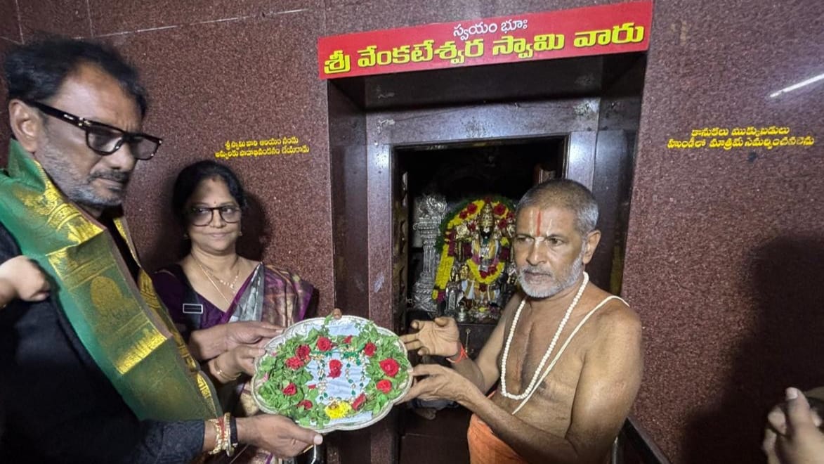  శ్రీ కఠారి. శ్రీనివాస రాజు,